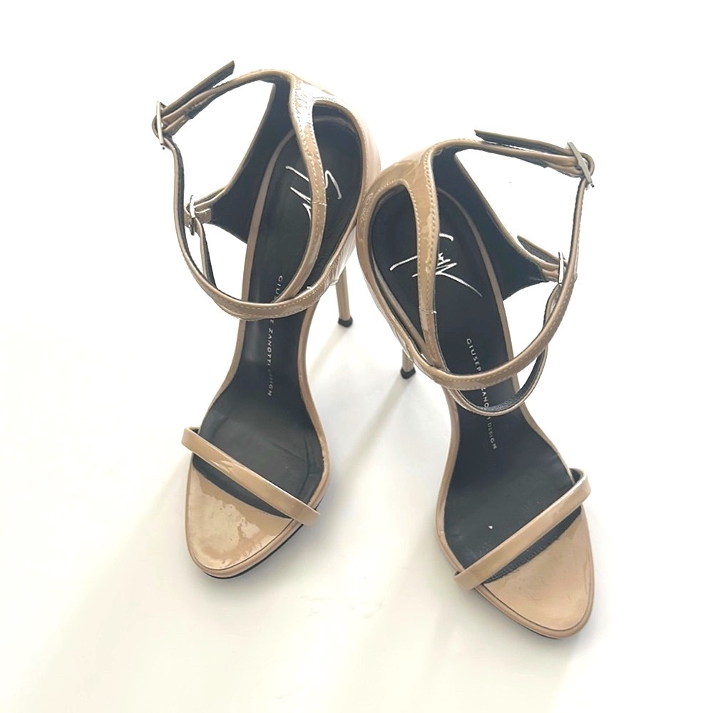 ✨Host Pick ✨ Giuseppe Zanotti  | Darcie Heels